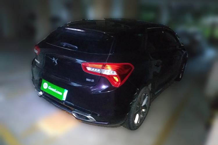 Used DS 5 2015 1.6T Luxury Edition THP160