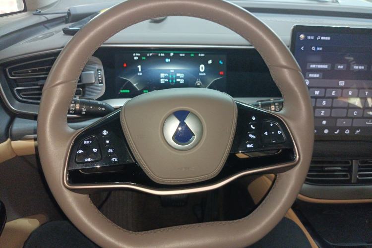 Used Denza D9 2022 EV 600 Four-Wheel Drive Flagship Model