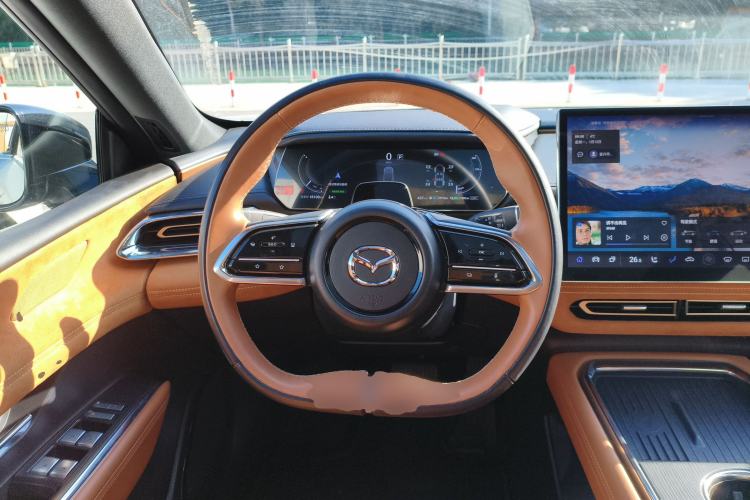 Used Mazda EZ-6 2024 Range-Extended 200 Luxury Edition