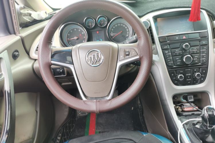 Used Buick GT 2013 GT 1.6L Manual Entry-Level Model Steering Wheel