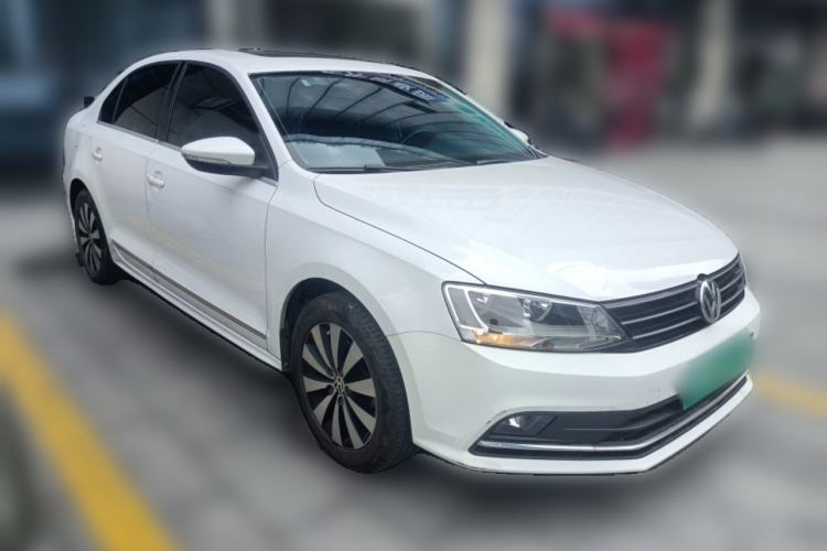 Used Volkswagen Sagitar 2017 1.6L Manual Comfort Model