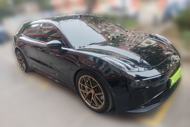 Used Zeekr 001 2025 ME Version 100 kWh All-Wheel Drive Front Right 45 Deg