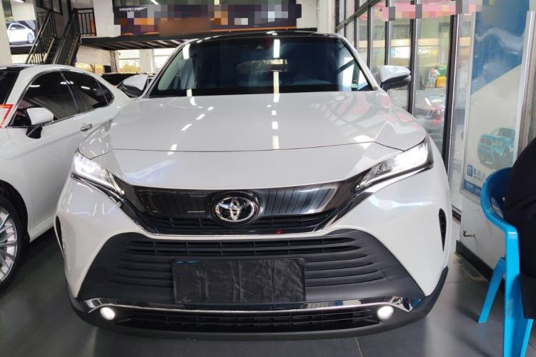 Used Toyota Harrier 2023 2.0L CVT Two-Wheel Drive Entry Version
