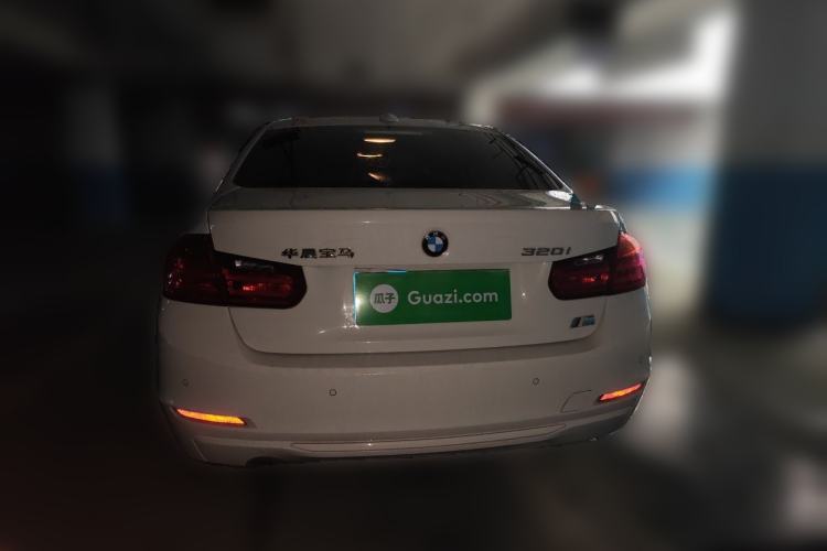 Used BMW 3 Series 2014 320i Active Edition
