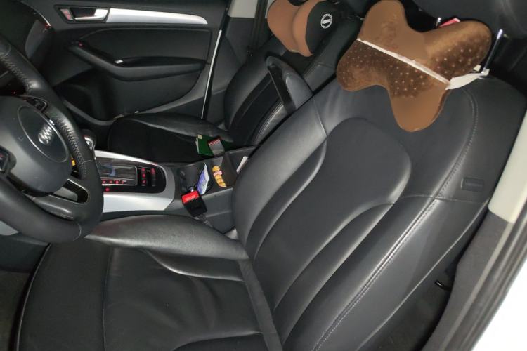 Used Audi Q5 2013 40 TFSI Ambition Left Front Seat