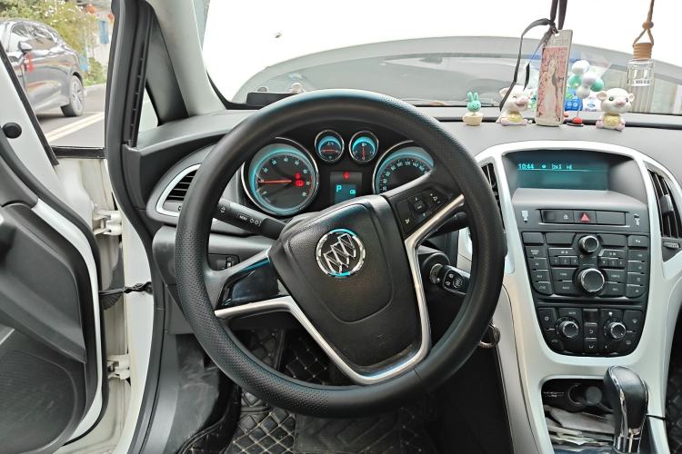 Used Buick GT 2012 XT 1.6L Automatic Comfort Edition