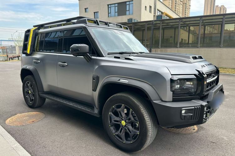 Used JETOUR Traveler 2023 2.0T All-Wheel-Drive CrossPRO Exterior 6