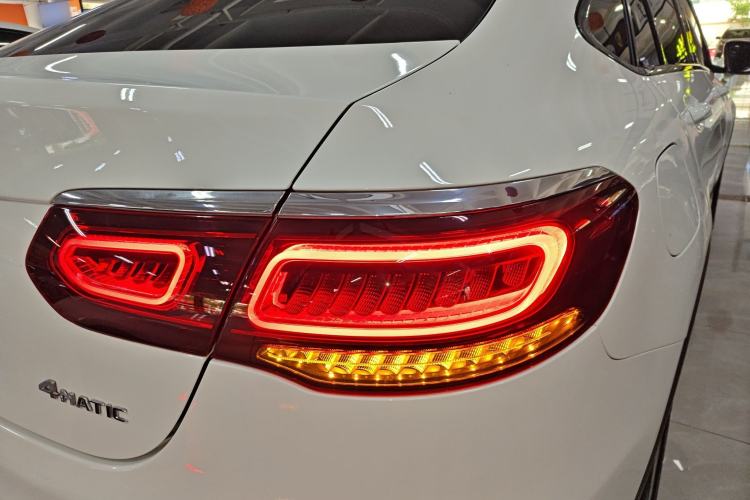 Used Mercedes-Benz GLC Coupe 2020 GLC 260 4MATIC Coupe SUV
