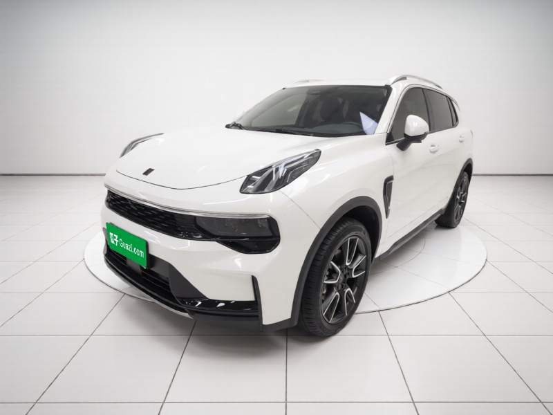 Used Lynk & Co 01 2023 2.0TD Two-Wheel Drive Pro Trim — 1