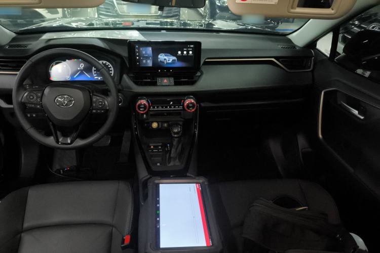 Used Toyota Wildlander 2024 Dual-Motor 2.5L E-CVT Two-Wheel Drive Luxury PLUS Edition