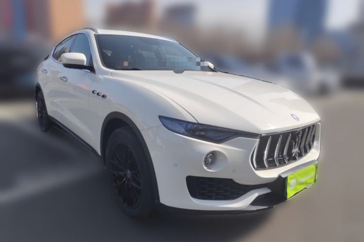 Used Maserati Levante 2018 3.0T Classic Edition Front Right 45 Deg