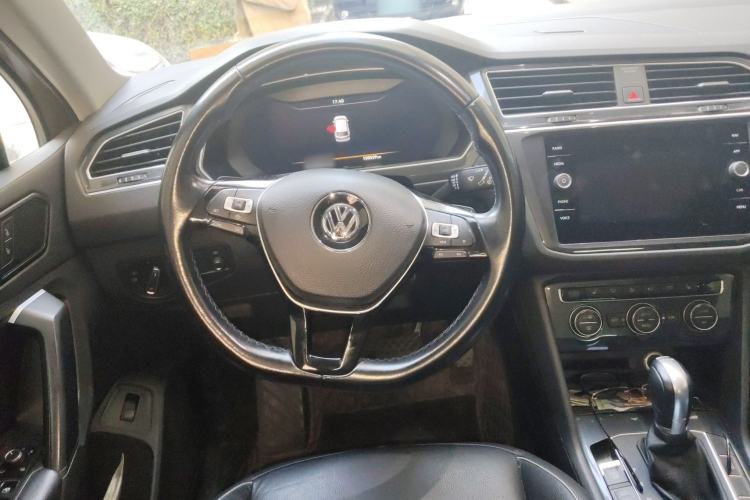 Used Volkswagen Tiguan 2018 330TSI All-Wheel-Drive Innovation Model