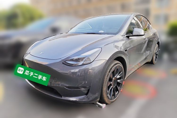 Used Tesla Model Y 2022 Long-Range All-Wheel-Drive Version