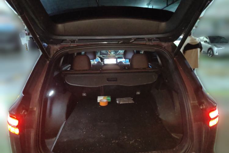 Used Geely Auto Monjaro L 2021 2.0TD DCT EVO Two-Wheel Drive Prestige Version Trunk