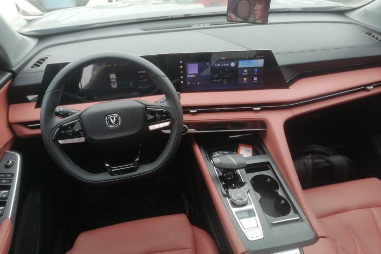 Used Changan CS75 PLUS 2024 3rd Generation Champion Edition 1.5T Intelligent Drive Dynamic Model
