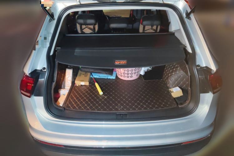 Used Volkswagen Tiguan L 2018 330TSI Automatic Two-Wheel Drive Luxury Edition Trunk