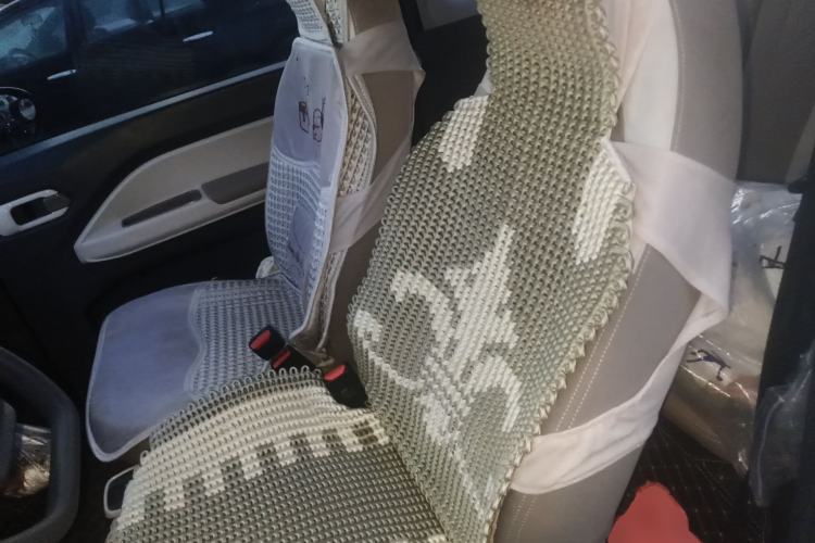 Used Chery QQ Ice Cream 2024 Edition Youth Version 205km Sundae Left Rear Seat