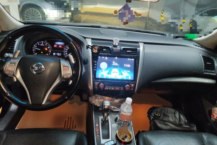 Used Nissan Teana 2013 2.5L XL Leading Edition Center Console