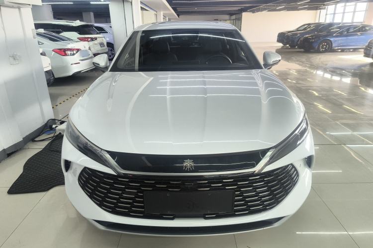 Used BYD Qin L 2025 DM-i Smart Drive 120KM Superior Model
