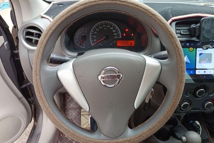 Used Nissan Sunny 2015 1.5XE CVT Comfort Edition Steering Wheel
