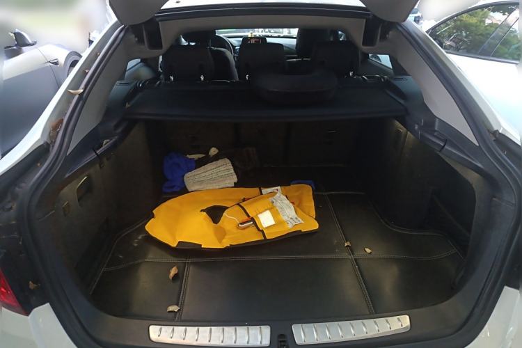 Used BMW 3 Series GT 2014 320i Leading Model Trunk