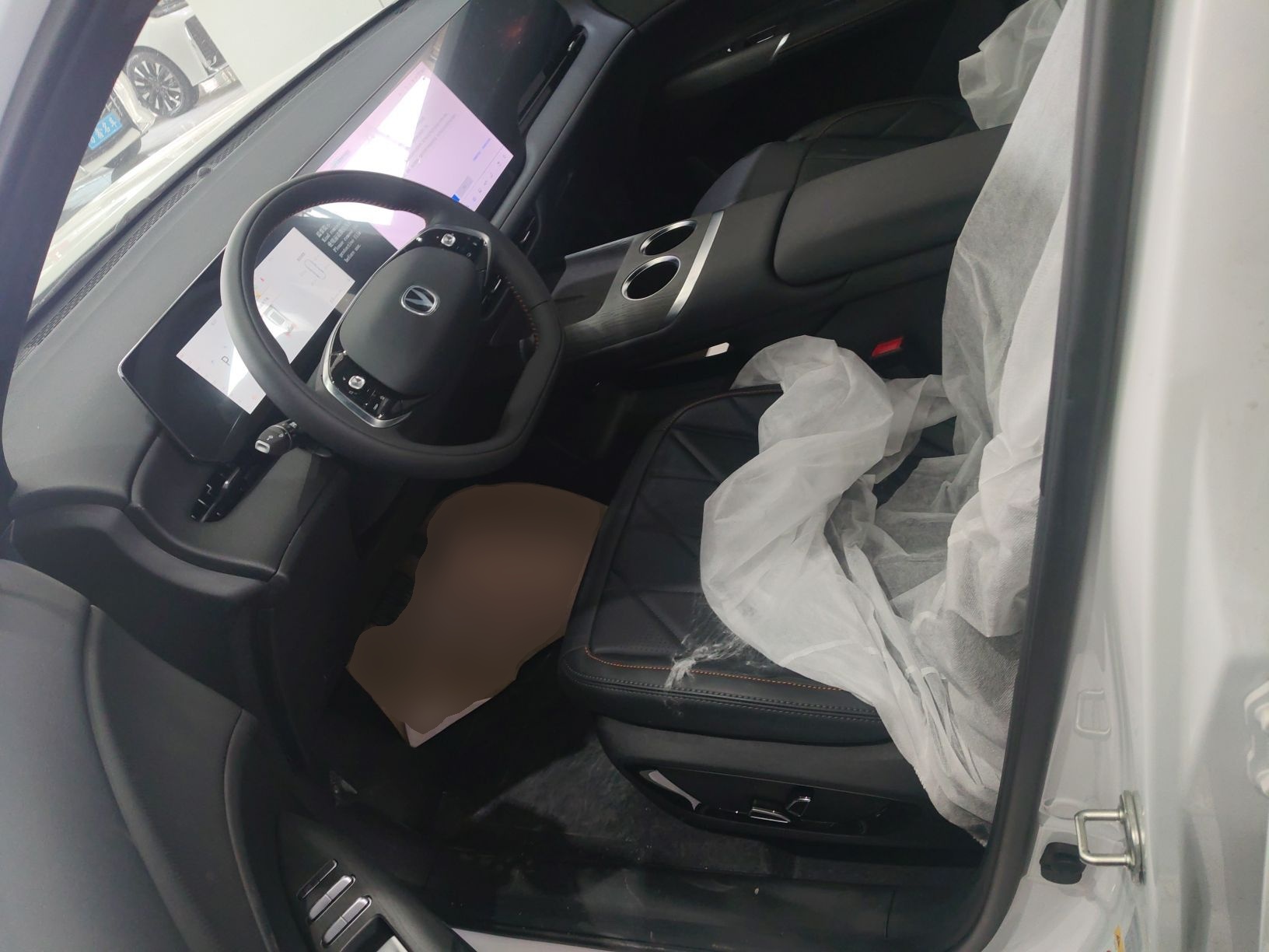 Переднее сиденье в автомобиле