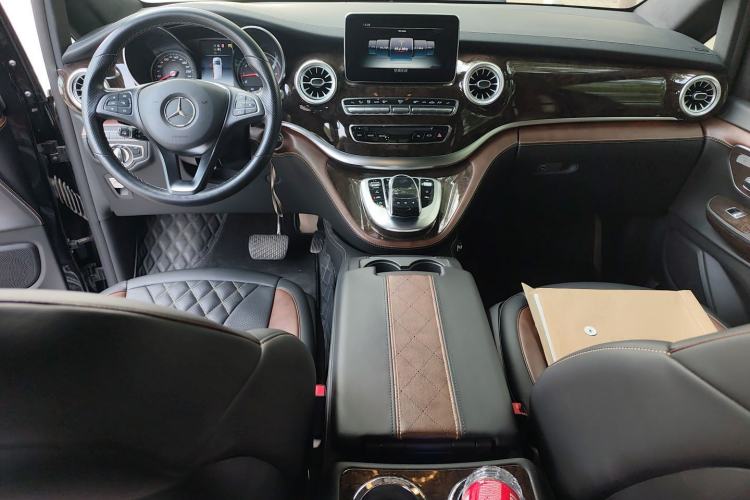 Used Mercedes-Benz V-Class 2018 V 260 L Prestige Extended Version China VI