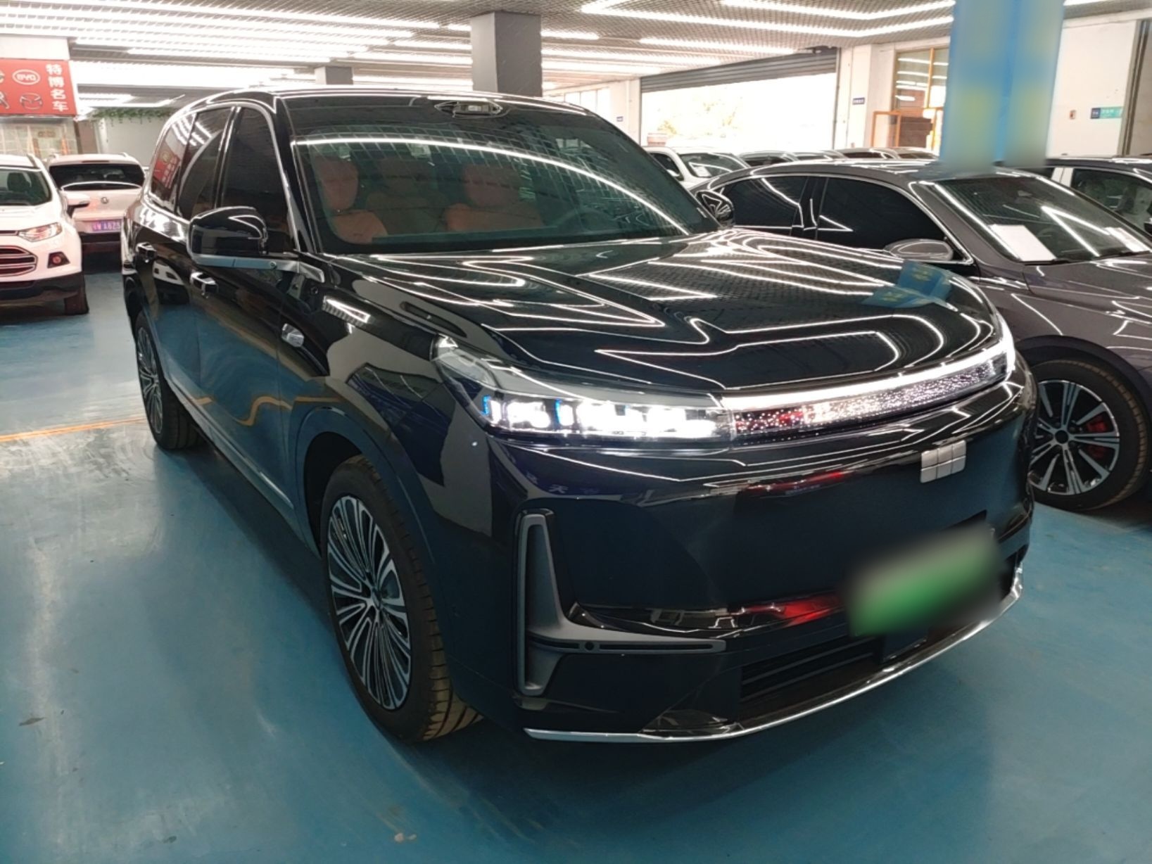 Geely Galaxy M9 2025 Model 210km Four-Wheel-Drive Leading Edition — снимка 3