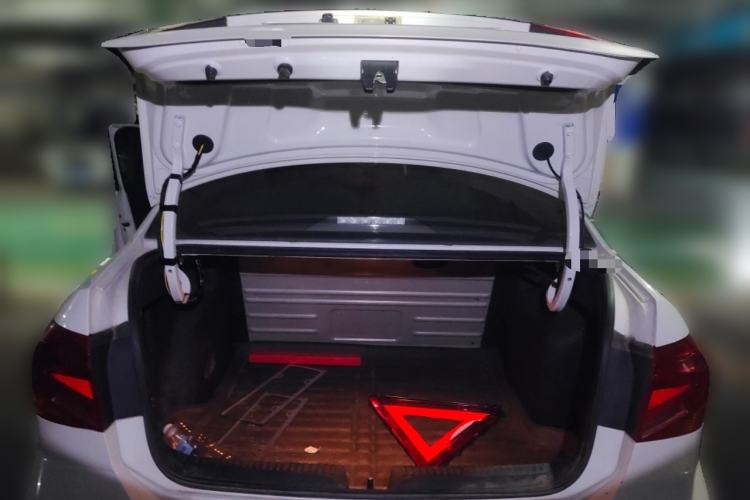 Used Volkswagen Jetta 2017 1.4L Manual Fashion Edition
