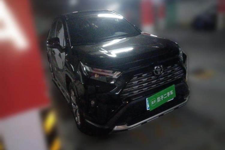 Used Toyota RAV4 2024 2.0L CVT Two-Wheel Drive Fashion Plus Edition Front Right 45 Deg