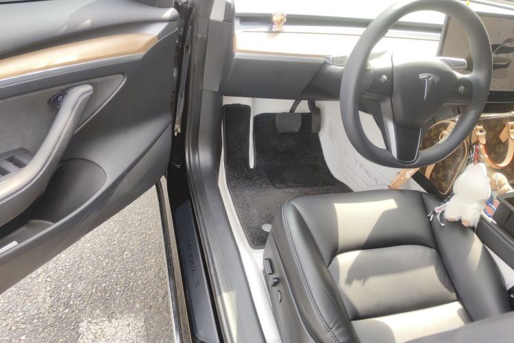 Used Tesla Model 3 2022 Rear-Wheel-Drive Version
