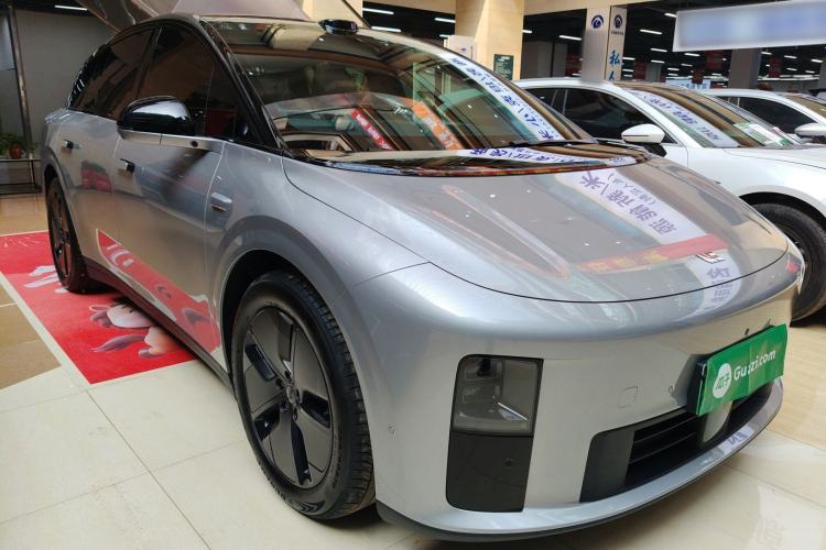 Used Li Auto Li Auto i6 2025 Model Two-Wheel-Drive Standard Type