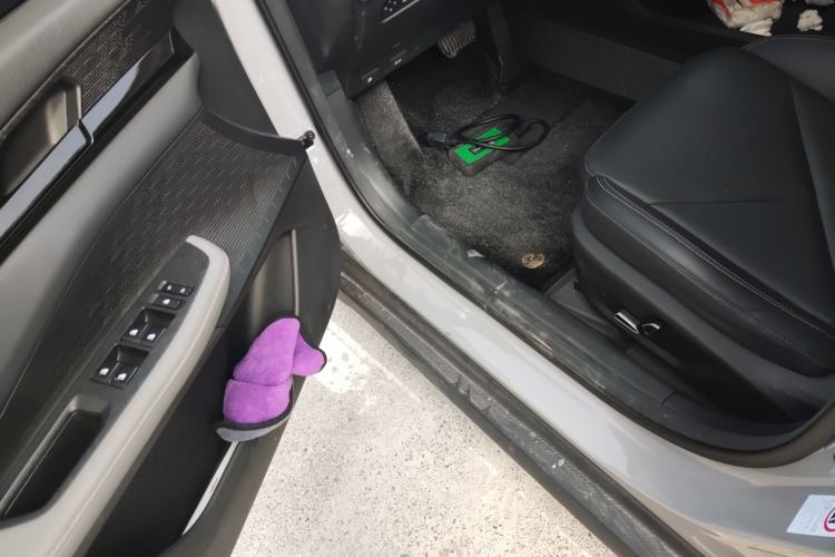 Used CHANGAN UNI-V 2022 1.5T Prestige Version
