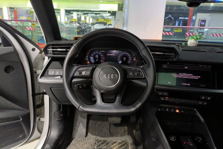 Used Audi A3 2022 Sportback 35 TFSI Fashionable Sports Model
