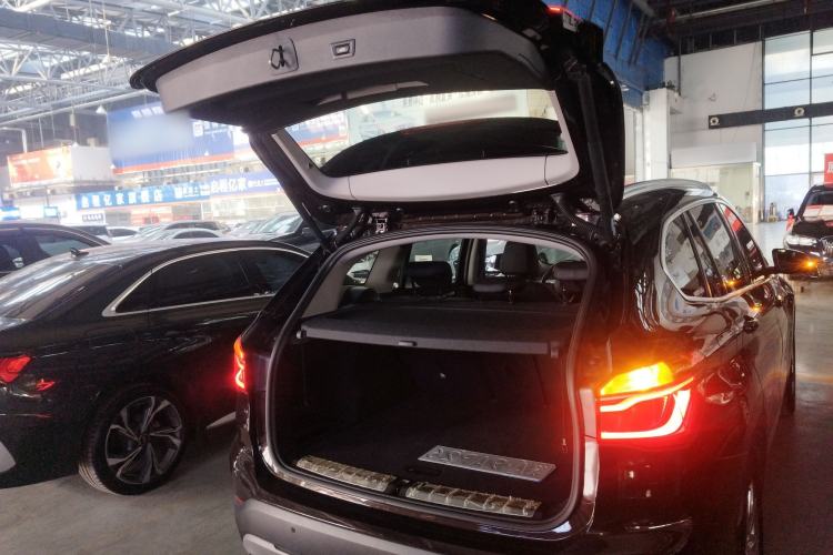 Used BMW X1 2018 sDrive20Li Leading Model