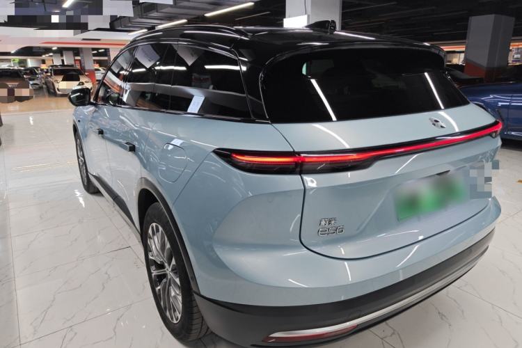 Used Nio ES6 2024 75 kWh Exterior 2