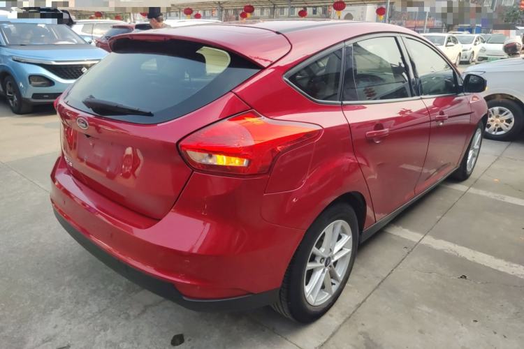 Used Ford Focus 2015 Hatchback 1.6L Automatic Fashion Edition