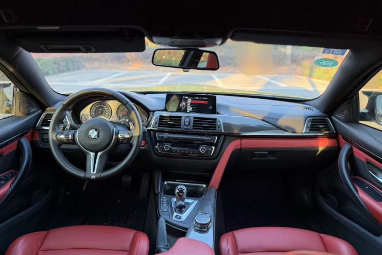 Used BMW M4 2014 M4 two-door coupe
