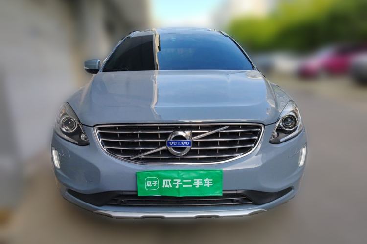 Used Volvo XC60 2017 T5 AWD Smart Upgrade Model
