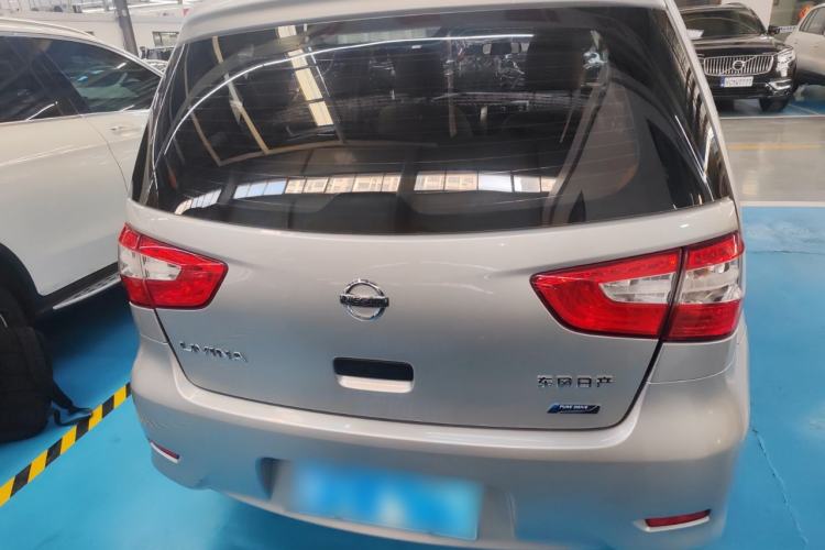 Used Nissan Livina 2015 1.6XE Manual Comfort Edition Exterior 4