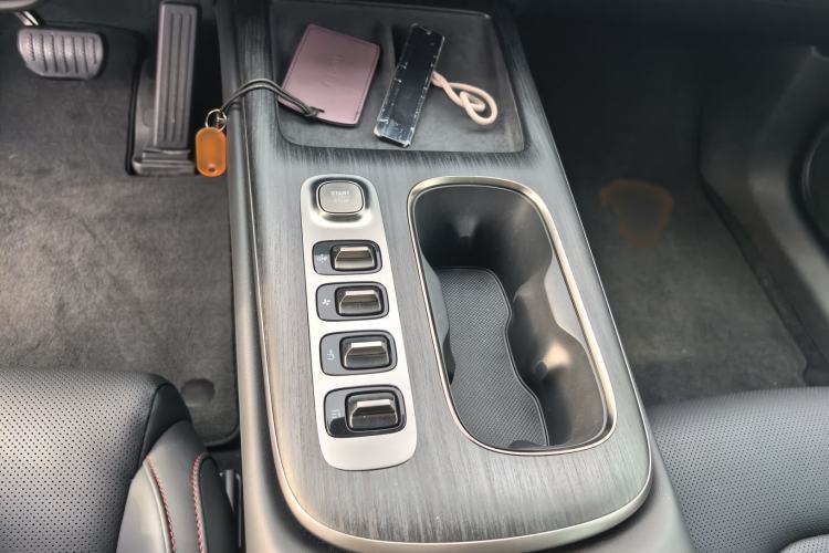 Used Xiaomi Auto SU7 2024 Rear-Drive Ultra-Long Range Advanced Pro-Level Intelligent Driving Version