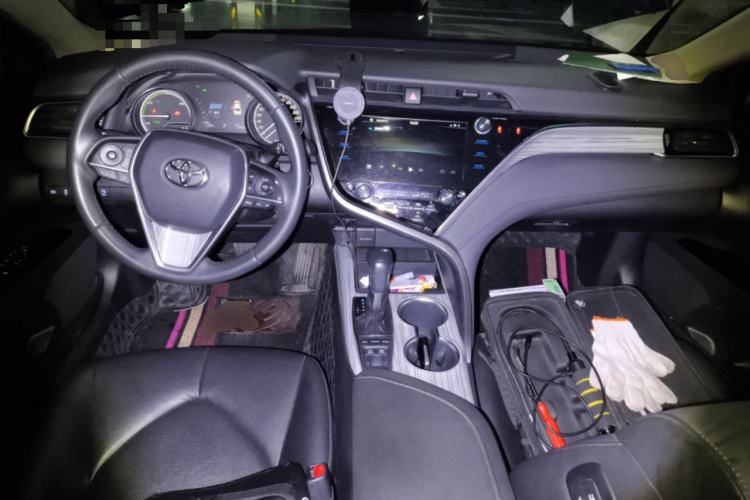 Used Toyota Camry 2019 Revised Version Dual-Engine 2.5 HG Luxury Edition Center Console