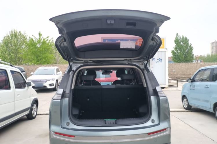 Used AION Y 2023 Plus 510 Smart Edition
