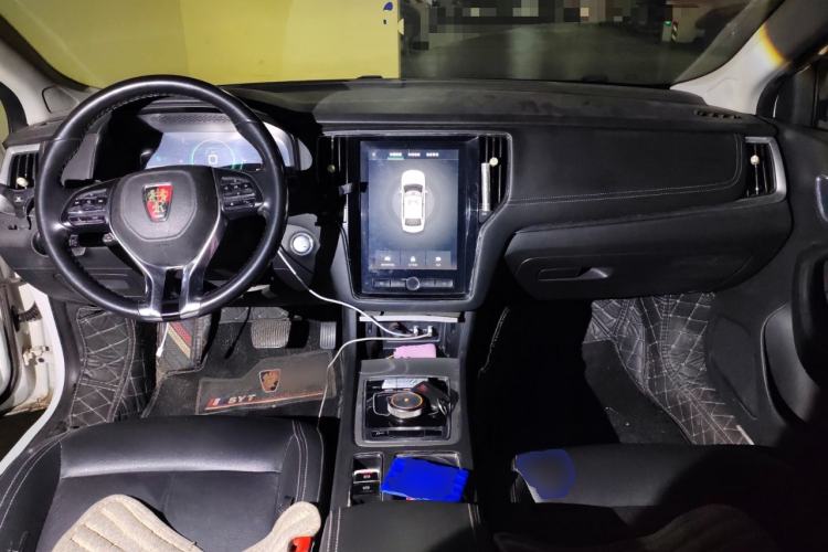 Used Roewe i6 New Energy 2017 45T Hybrid Connect & Smart Enjoyment Edition