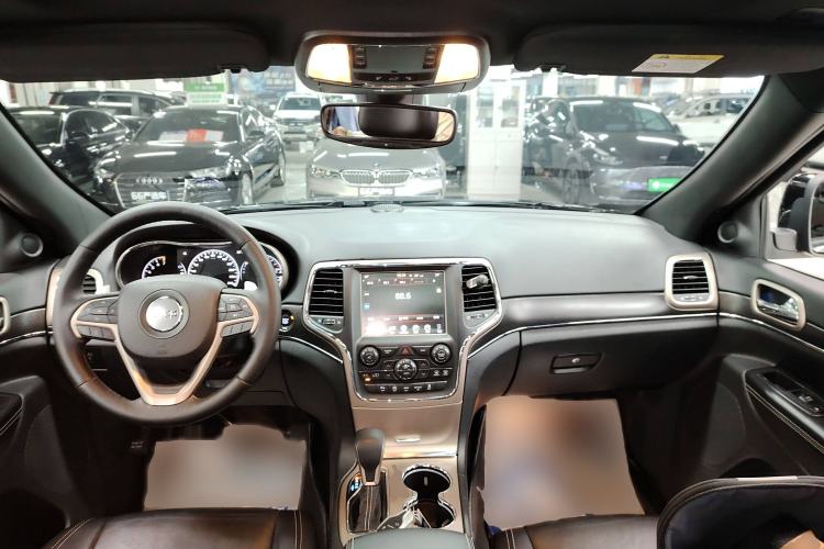 Used Jeep Grand Cherokee 2016 3.0L Comfort Navigation Edition