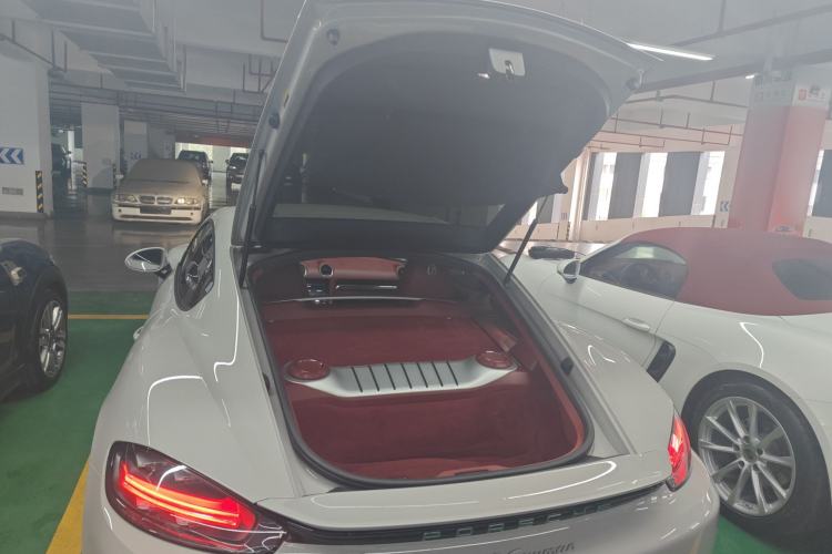 Used Porsche 718 2020 Cayman 2.0T
