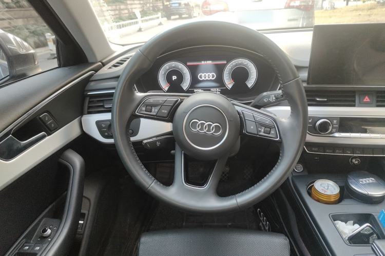 Used Audi A4L 2020 40 TFSI Luxury Dynamic Model
