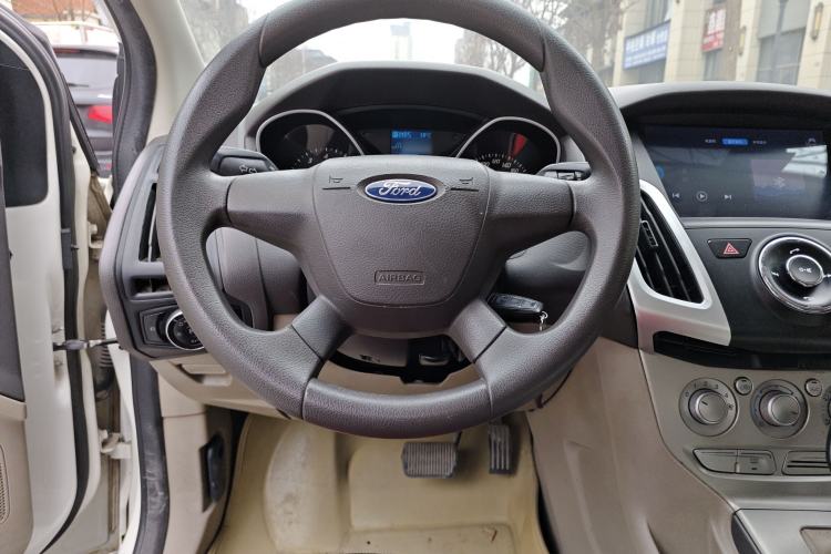 Used Ford Focus 2012 Sedan 1.6L Automatic Comfort Model
