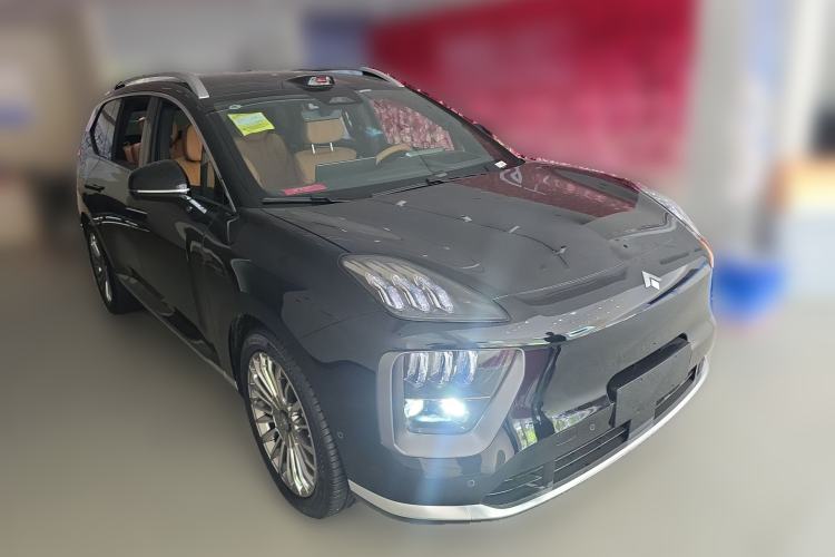 Used Hyptec HL 2025 Model Revised 350 Max Five-Seater LiDAR Edition Front Right 45 Deg