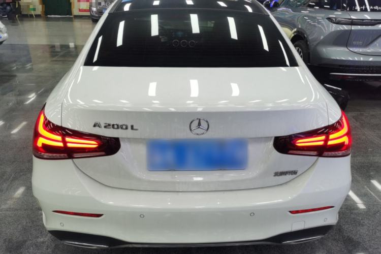 Used Mercedes-Benz A-Class 2021 A 200 L Sport Sedan Fashion Model
